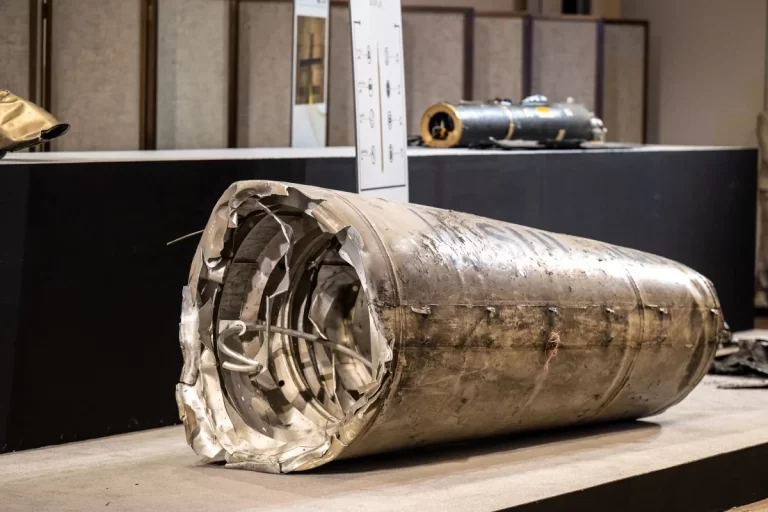 Irã sinaliza levar guerra ‘ao limite’ após míssil chegar à Turquia